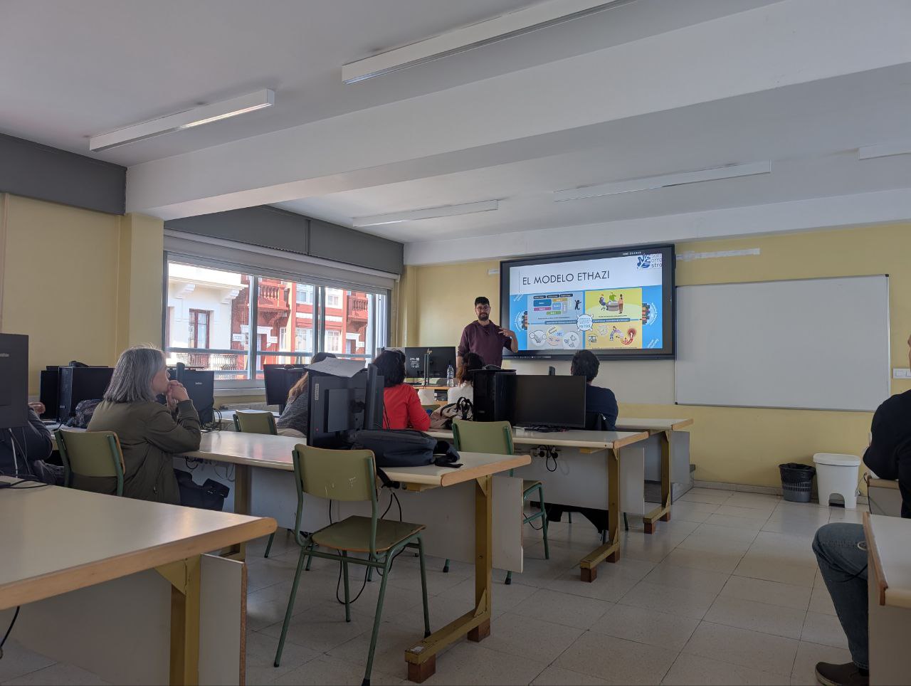 Mikel Diez en la sesion de Ethazi